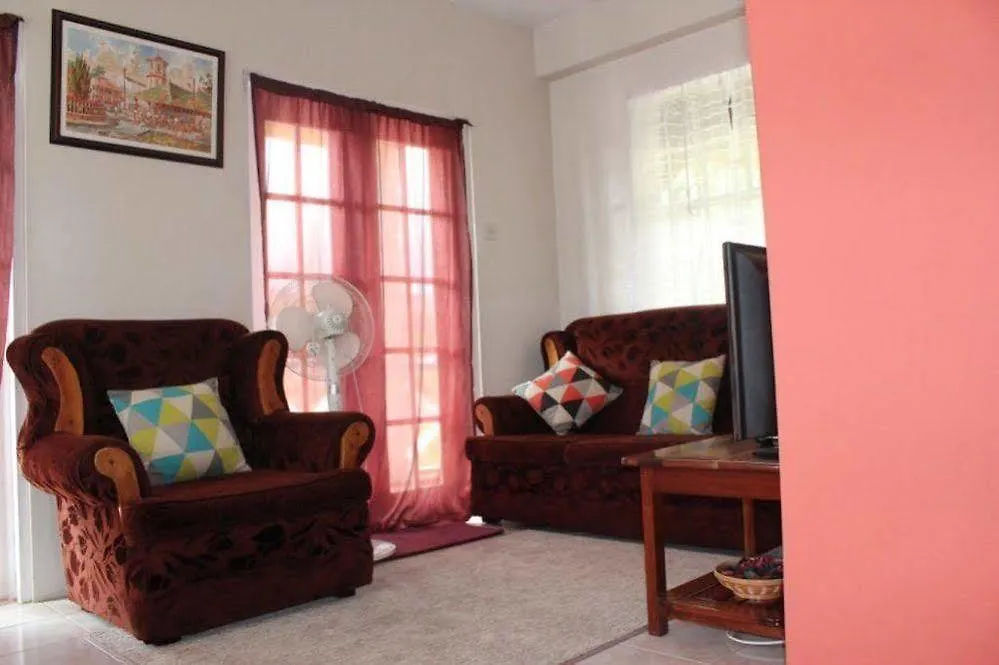 Buttercup Cottage Apartments Arnos Vale